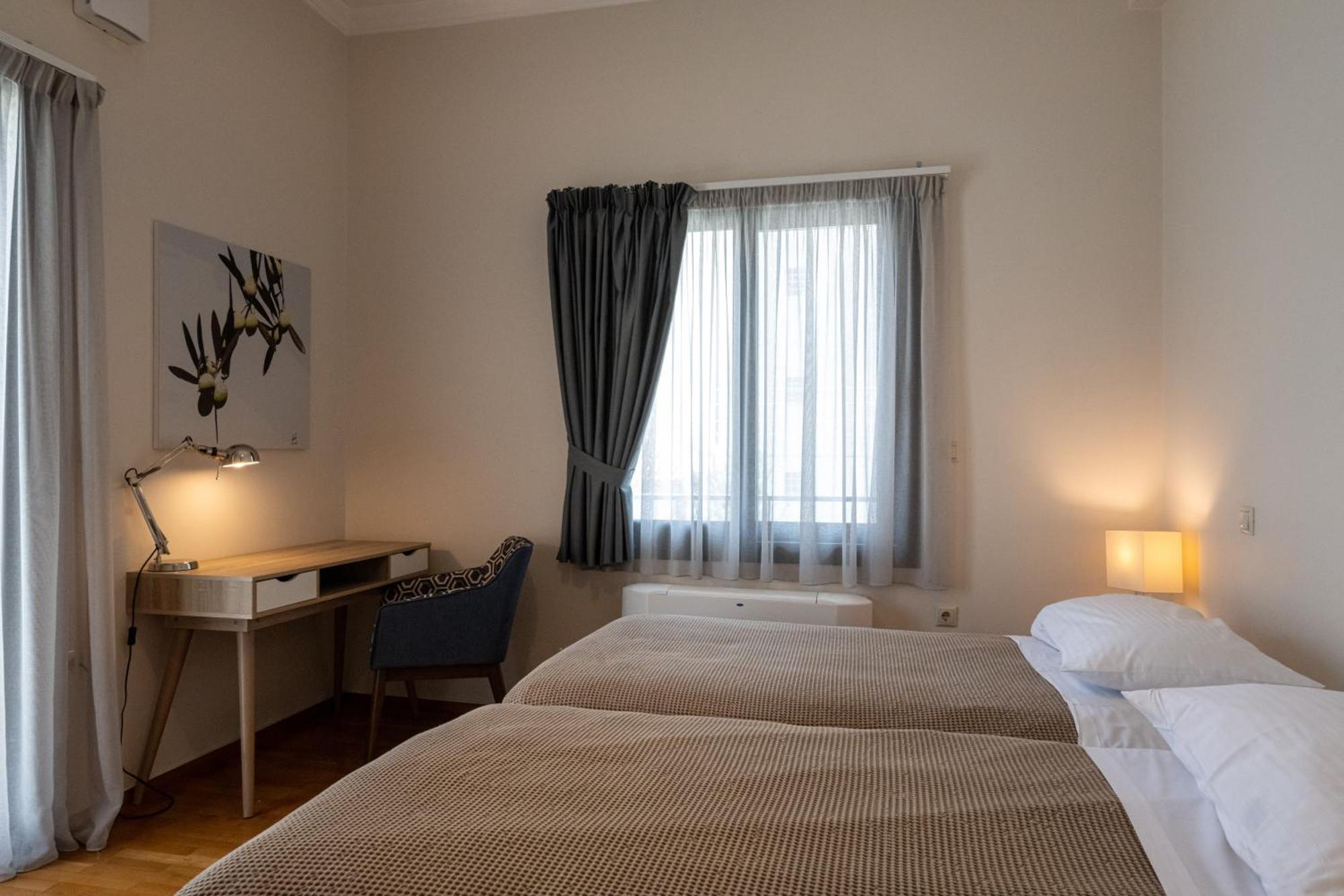 The Mansion - Kalamata Mediterranean Villas Extérieur photo