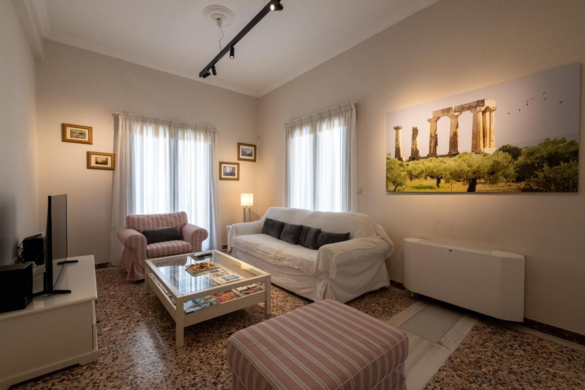 The Mansion - Kalamata Mediterranean Villas Extérieur photo