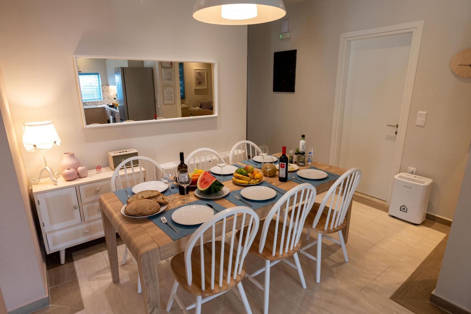 The Mansion - Kalamata Mediterranean Villas Extérieur photo